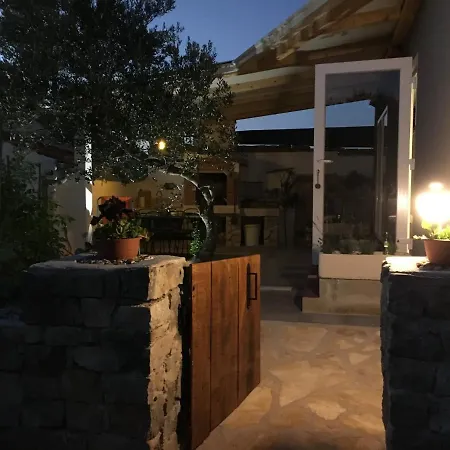 Mobile House Green Garden * Murter